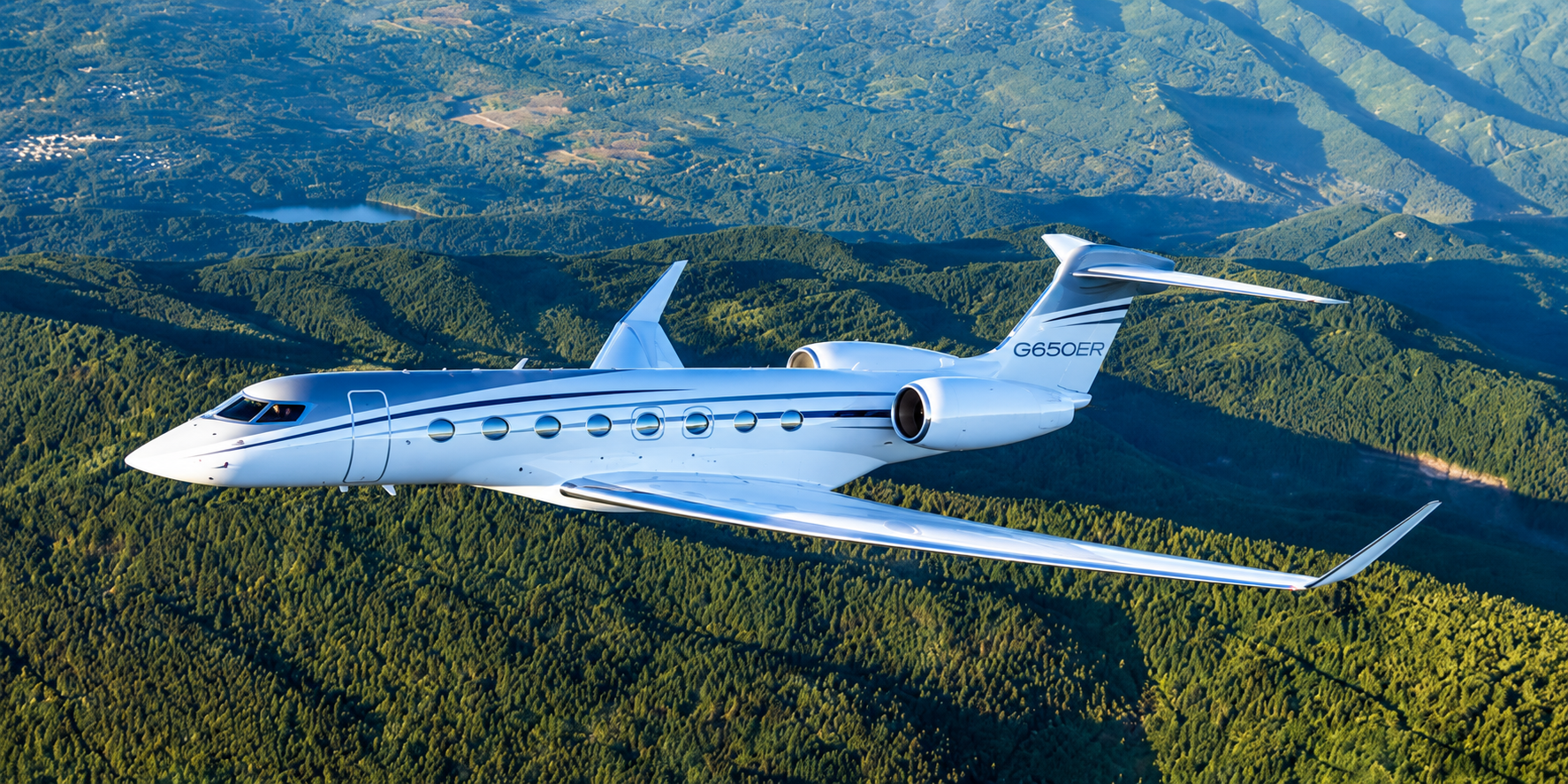 Illustrative Gulfstream G650ER in flight